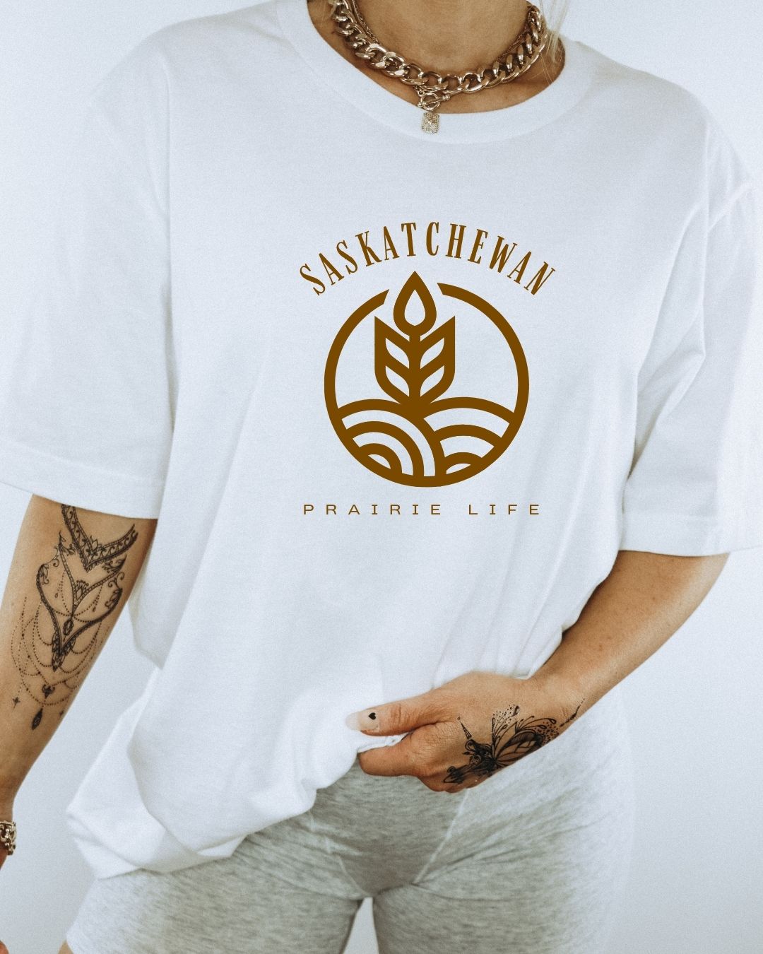 Saskatchewan Prairie Life - Unisex Tee