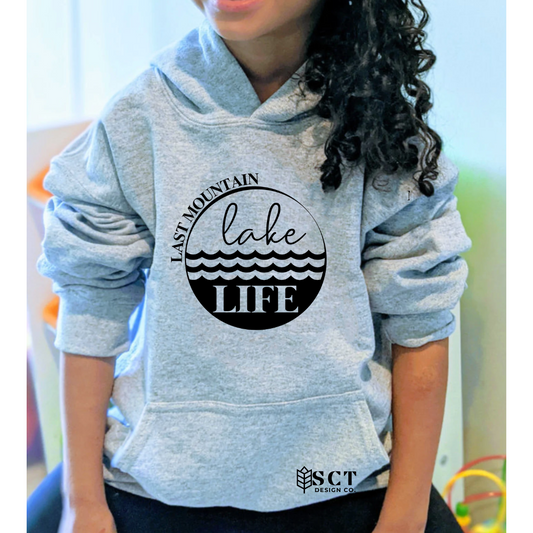 Last Mountain Lake Life {circle of waves} - Youth Hoodie
